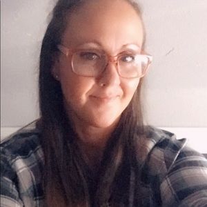 Meet your Posher, Camille